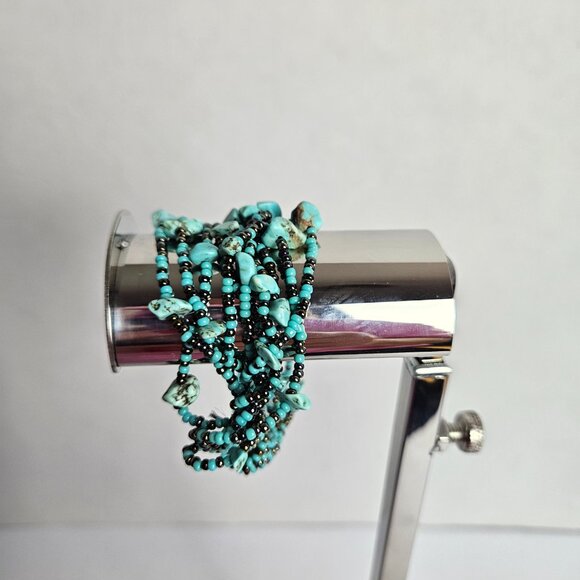7" Turquoise Style Bead & Stone Bracelet w/ Magnetic Closure - Picture 3 of 12